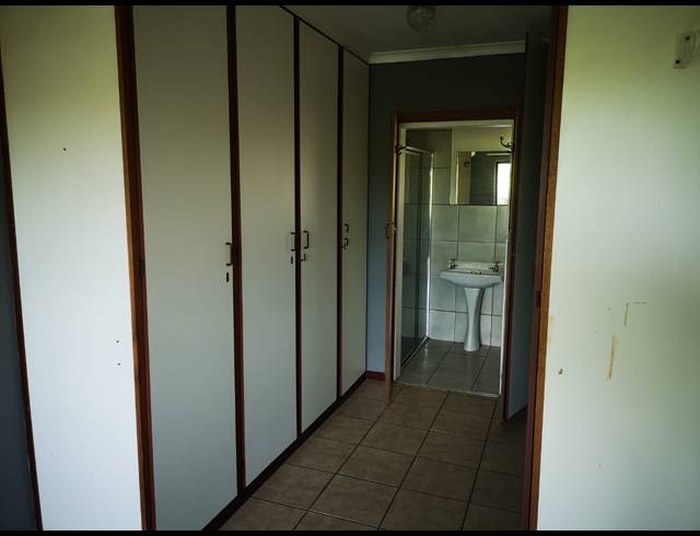 3 BEDROOM SIMPLEX RENTED IN HAYFIELDS
